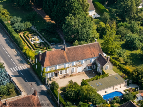   Investissement cl� en main - G�te avec forte rentabilit� potentielle - Vente � terme Maison - 11 pi�ce(s) - 382 m�