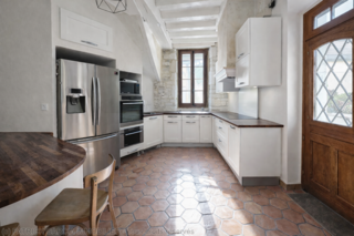  Maison � vendre 10 pi�ces 250 m�