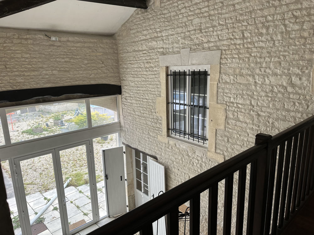 � vendre  Maison Sigogne (16200)