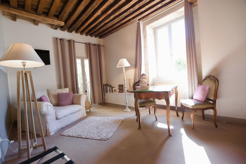 � vendre  Propri�t�/ch�teau Noyers (89310)