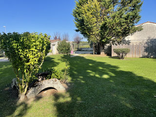  Propri�t�/ch�teau � vendre 15 + pi�ces 420 m�