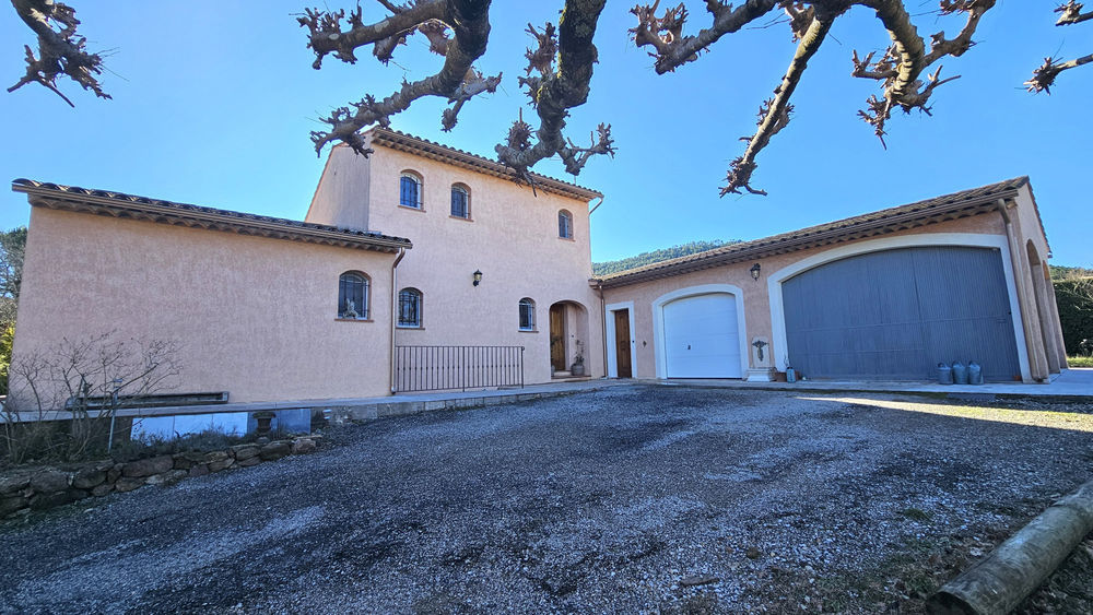 � vendre  Maison Bagnols-en-For�t (83600)