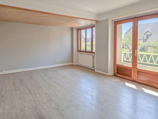  Immeuble � vendre 10 pi�ces 270 m�