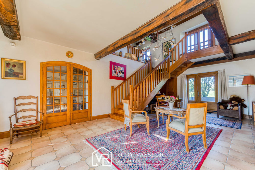 � vendre  Propri�t�/ch�teau Servas (01960)