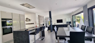  Maison � vendre 5 pi�ces 150 m�