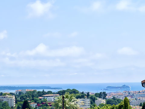 CANNET MAIRIE RESTAURANT VUE MER DE 115M2 160 COUVERTS 589000 06110 Le cannet