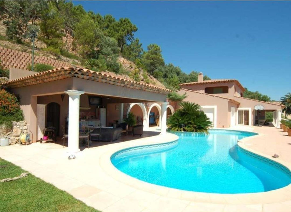 � vendre  Propri�t�/ch�teau Th�oule-sur-Mer (06590)