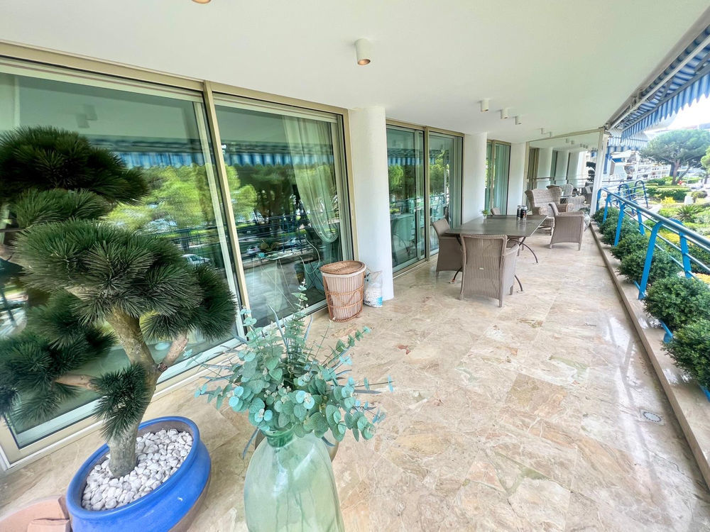 � vendre  Appartement Cannes (06400)