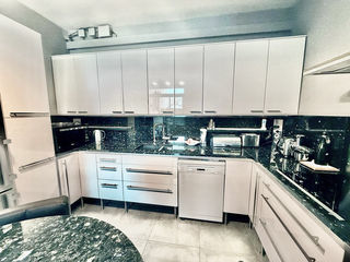  Appartement � vendre 4 pi�ces 147 m�