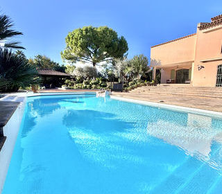  Maison � vendre 10 pi�ces 530 m�