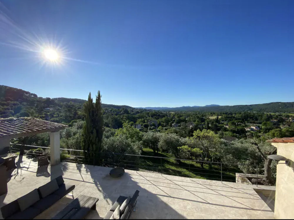 � vendre  Maison Tourrettes (83440)