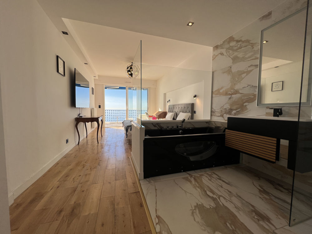 � vendre  Appartement Juan Les Pins (06160)