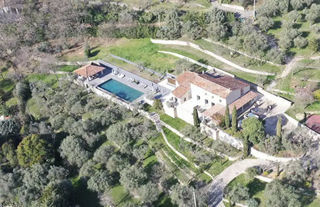  Maison � vendre 6 pi�ces 360 m�