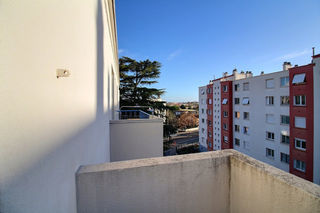  Appartement � vendre 5 pi�ces 77 m�