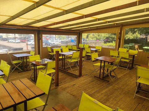 Vente du Fonds de commerce d'un magnifique bar, restaurant, rhumerie &agrave; 45 min de LIMOGES ! 142480 87000 Limoges