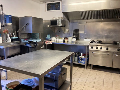 VENTE DE FONDS DE COMMERCE D'UN MAGNIFIQUE CAF&Eacute;- RESTAURANT &Agrave; BRIVE ! 65760 19100 Brive la gaillarde