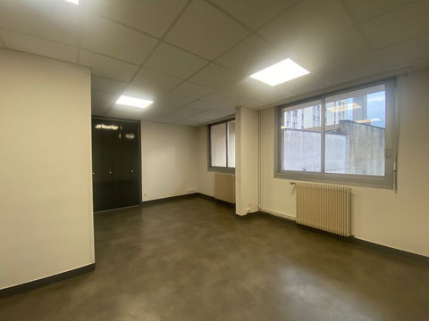 Local professionnel de 25 m2 sur  LIMOGES ! 500 87000 Limoges