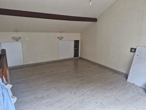 Ensemble de rapport &agrave; vendre &agrave; Saint L&eacute;onard de Noblat 115080 87400 St leonard de noblat