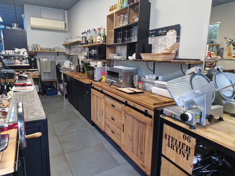 Murs commerciaux &agrave; vendre sur emplacement int&eacute;ressant ! 164400 87000 Limoges