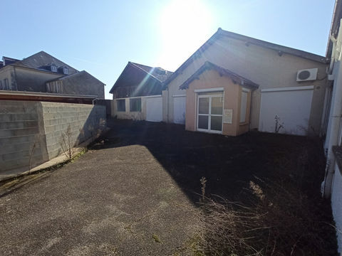 LOCATION St JUNIEN - LOCAL 167m2 - CENTRE VILLE 1425 87200 St junien