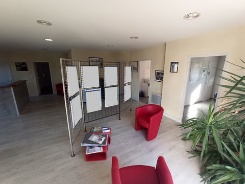 LOC PLATEAU 95m2 BUREAUX 20 minutes LIMOGES 800 87510 Peyrilhac