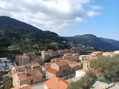   APPARTEMENT DE TYPE 4 - SARTENE 20100 Appartement - 4 pi�ce(s) - 105 m�