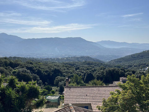   Vente Maison de village en pierres de taille, vue d�gag�e. Maison - 3 pi�ce(s) - 99 m�