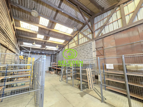 Local commercial avec hangar 268000 62620 Barlin