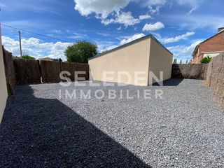  Parking / Garage � louer 77 m�