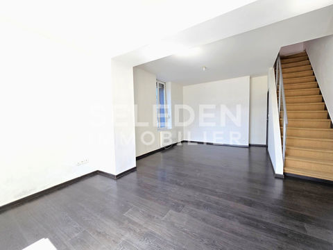   Ensemble immobilier de 2 maisons Maison - 5 pi�ce(s) - 141 m�