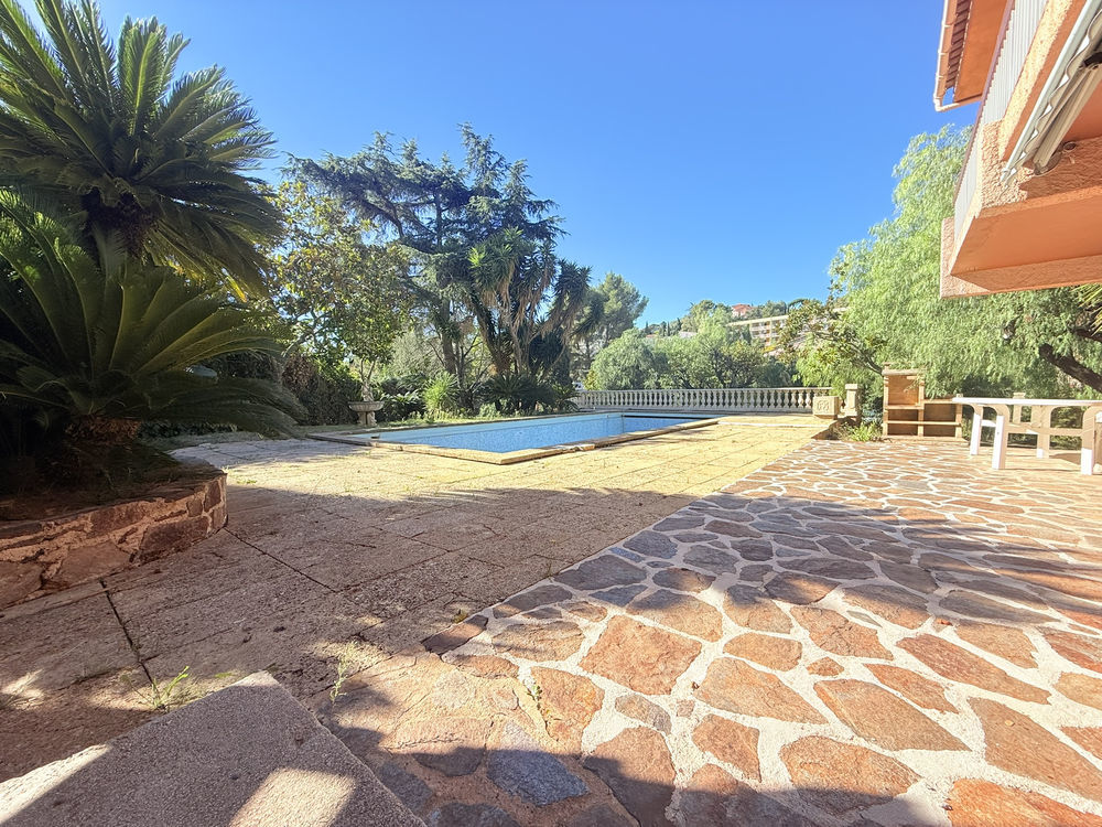 � vendre  Maison Hy�res (83400)