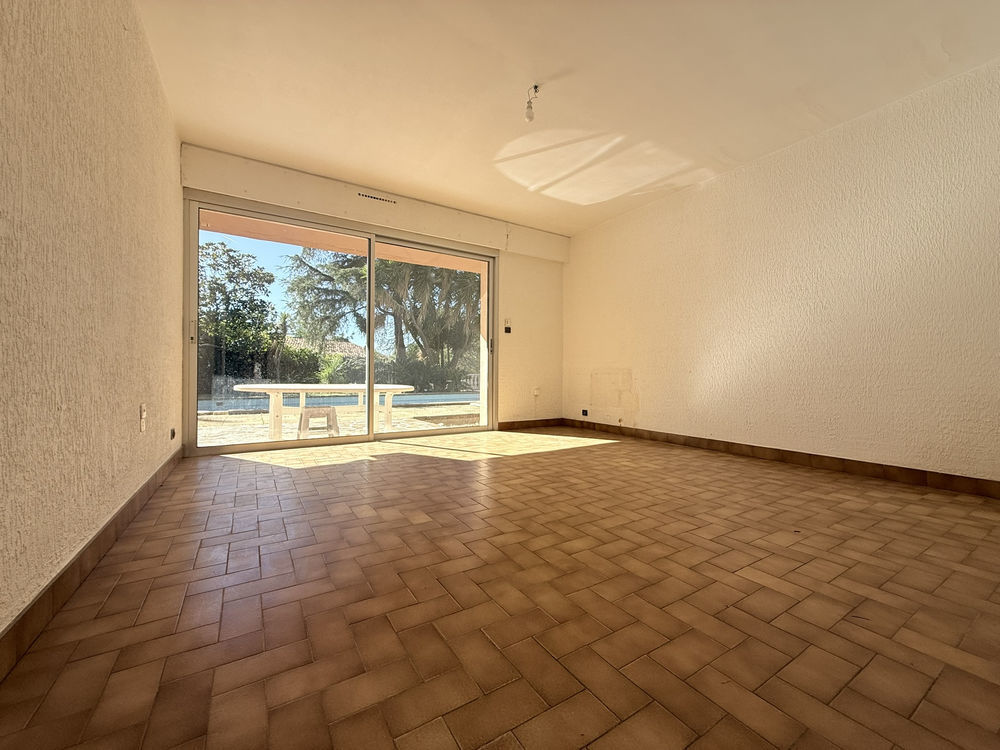 � vendre  Maison Hy�res (83400)