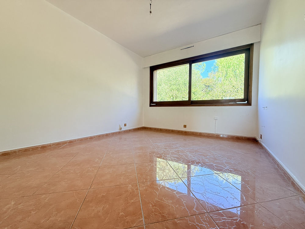 � vendre  Maison Hy�res (83400)