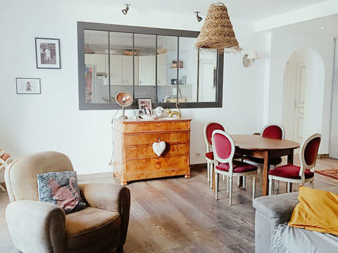   TOULON EST - QUARTIER L'AGUILLON - APPARTEMENT 3 PIECES - 87m2 - CAVE et BALCON Appartement - 3 pi�ce(s) - 87 m�