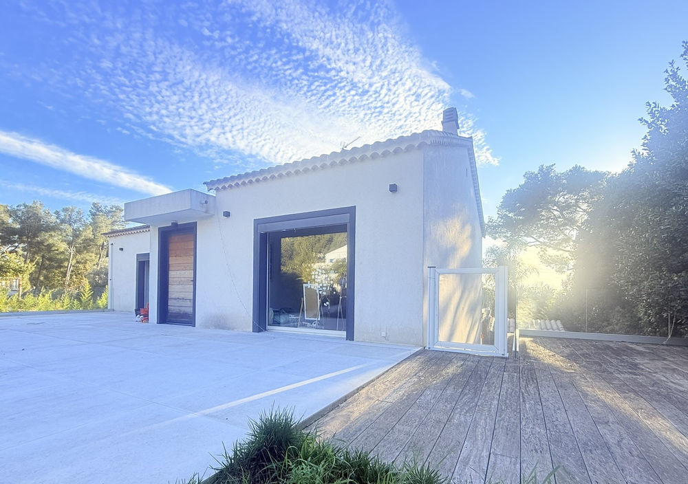 � vendre  Maison Carqueiranne (83320)
