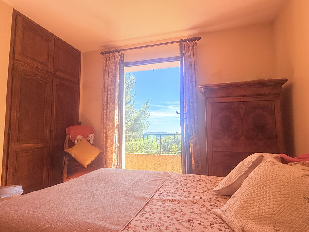 � vendre  Propri�t�/ch�teau Bormes-les-Mimosas (83230)