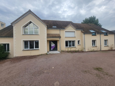 Bureaux - 420 m2 - Saint Doulchard 576500 18230 St doulchard