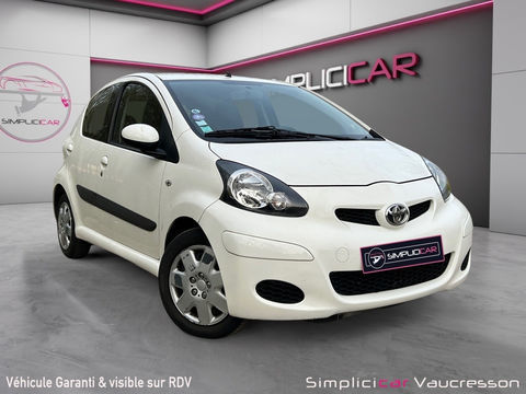 Toyota Aygo 1.0 VVT-i Connect 2011 occasion Vaucresson 92420