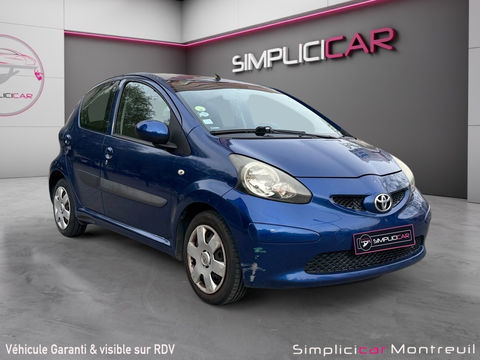 Toyota Aygo 1.0 VVT-i Les Bleus 2007 occasion Montreuil 93100