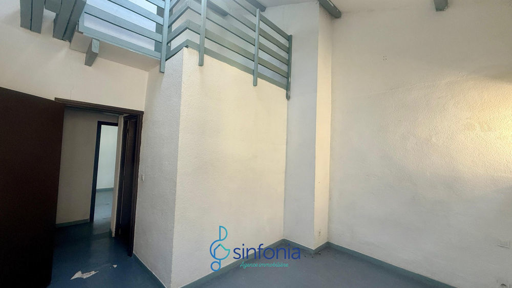 � vendre  Maison Uz�s (30700)