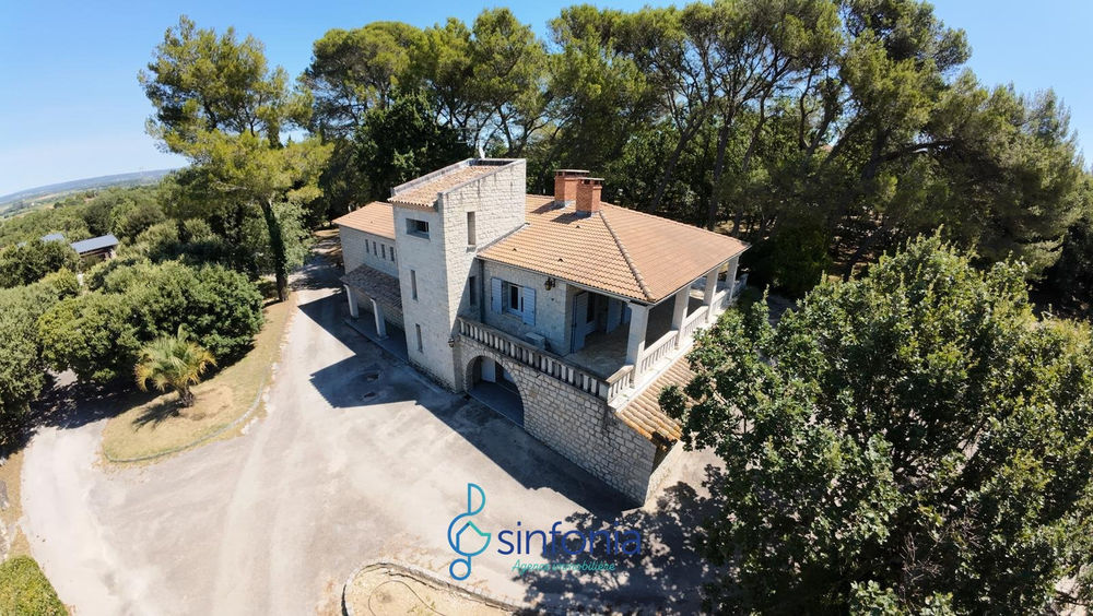 � vendre  Maison Uz�s (30700)