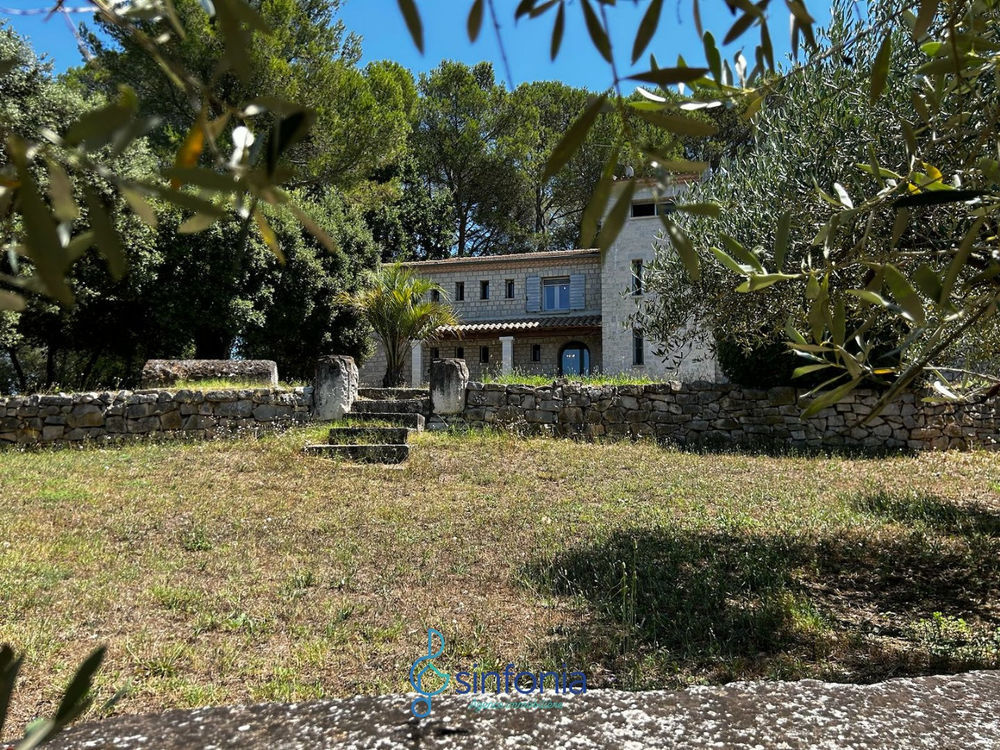 � vendre  Maison Sainte-Anastasie (30190)