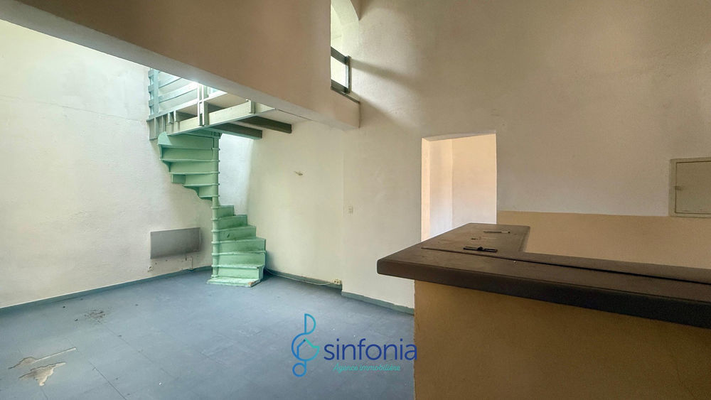 � vendre  Maison Uz�s (30700)