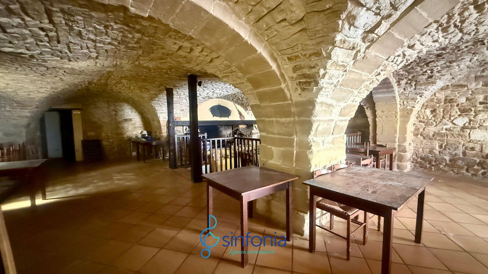 � vendre  Maison Uz�s (30700)