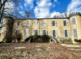  Propri�t�/ch�teau � vendre 15 + pi�ces 1000 m�