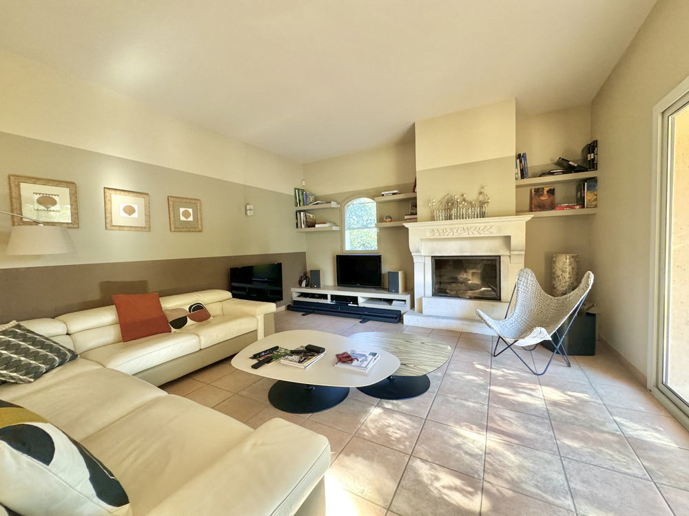 � vendre  Propri�t�/ch�teau V�z�nobres (30360)