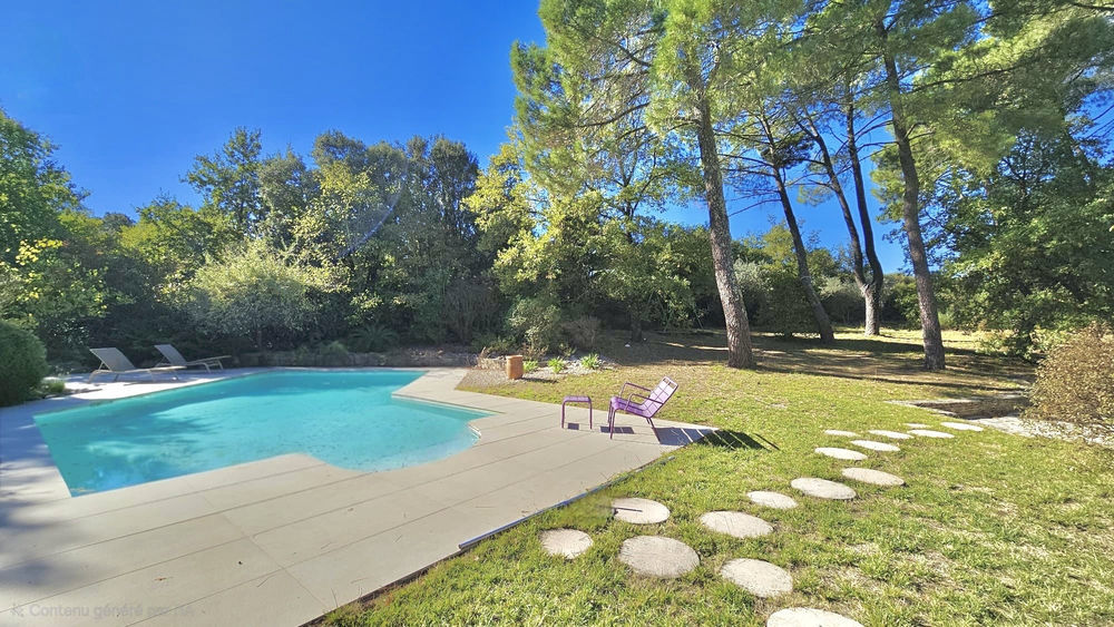 � vendre  Propri�t�/ch�teau V�z�nobres (30360)