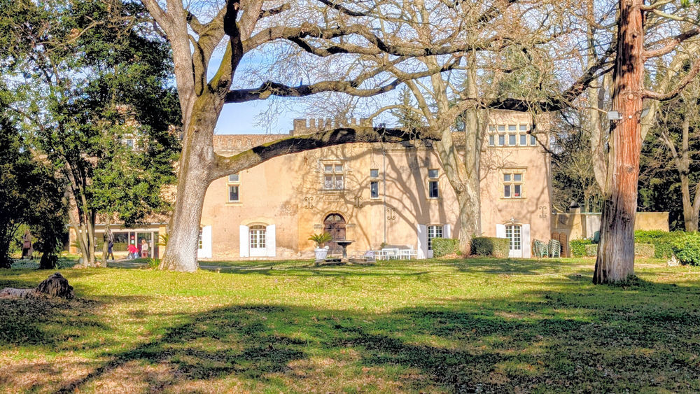 � vendre  Propri�t�/ch�teau Chusclan (30200)