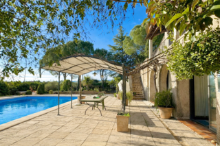  Propri�t�/ch�teau � vendre 11 pi�ces 300 m�