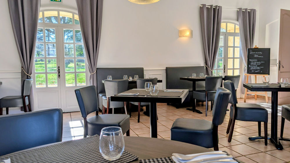 � vendre  Propri�t�/ch�teau Chusclan (30200)